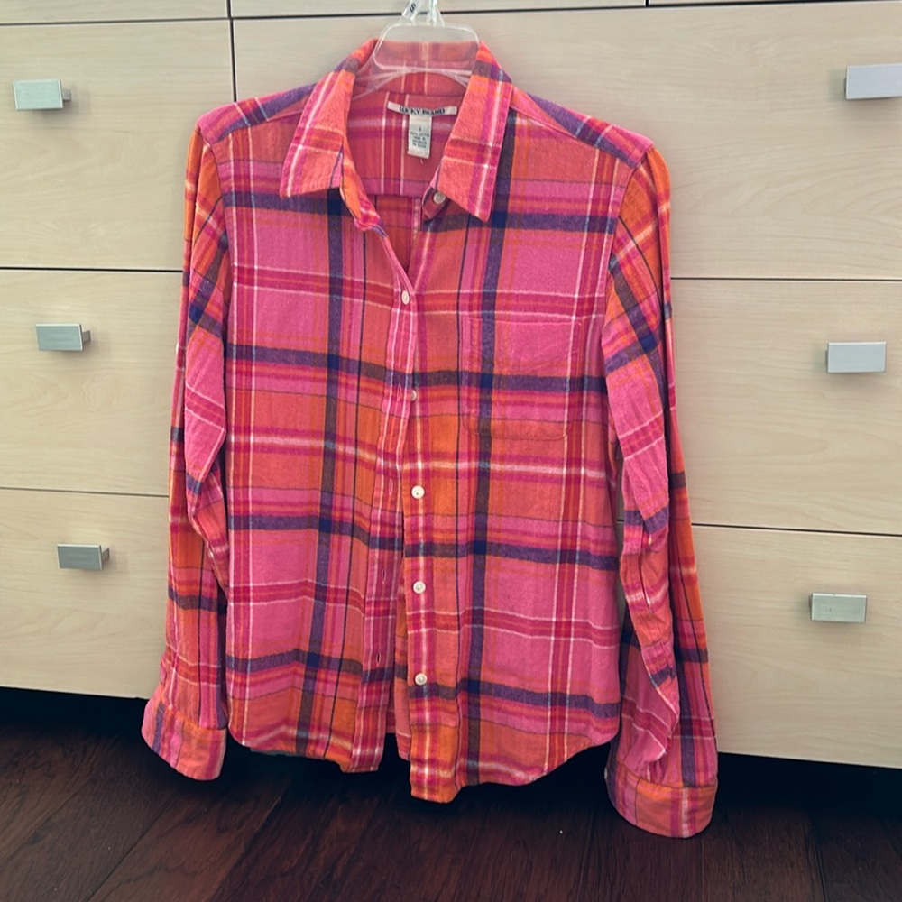 Lucky brand plaid flannel shirt.